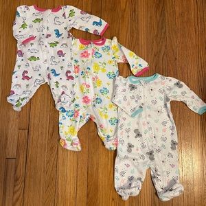 🌟5 for $25🌟 Set of three cotton pajamas